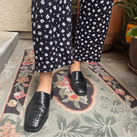 Vintage 90’s black Nicole leather shoes - Picture 3 of 16